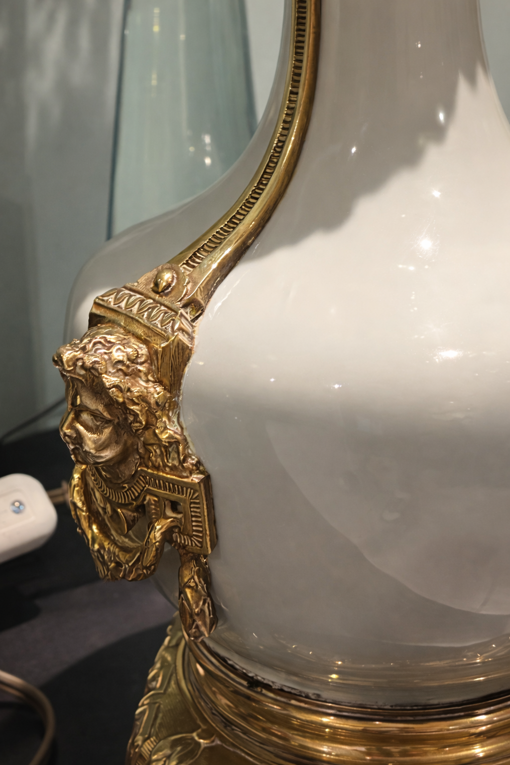 Vase céladon à monture en bronze doré — époque Napoléon III, XIXᵉ siècle